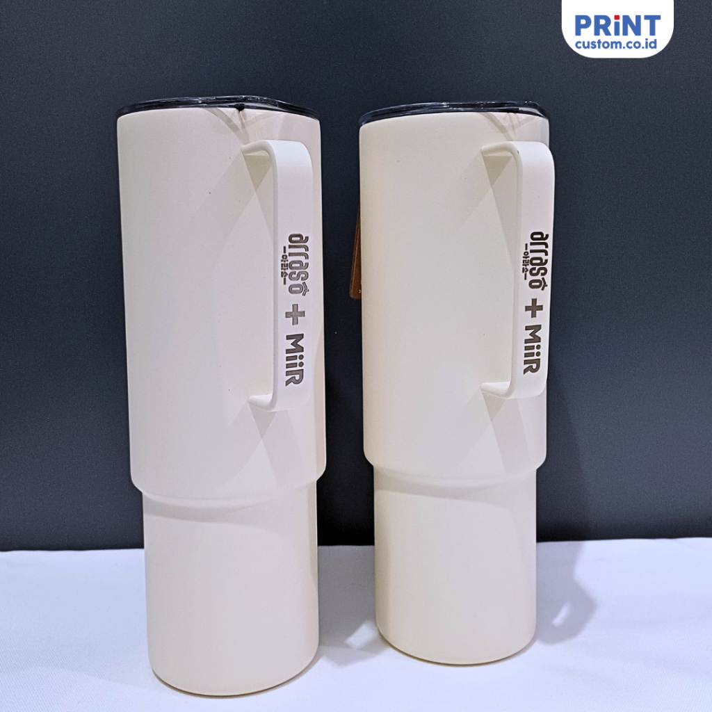 Tumbler Custom dengan Pegangan